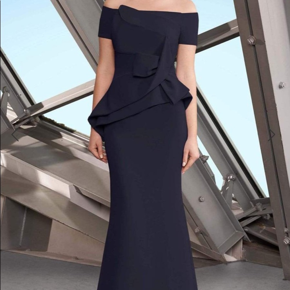 Striking Navy Dress. Ideal for Mother of Bride / Groom or formal black-tie event